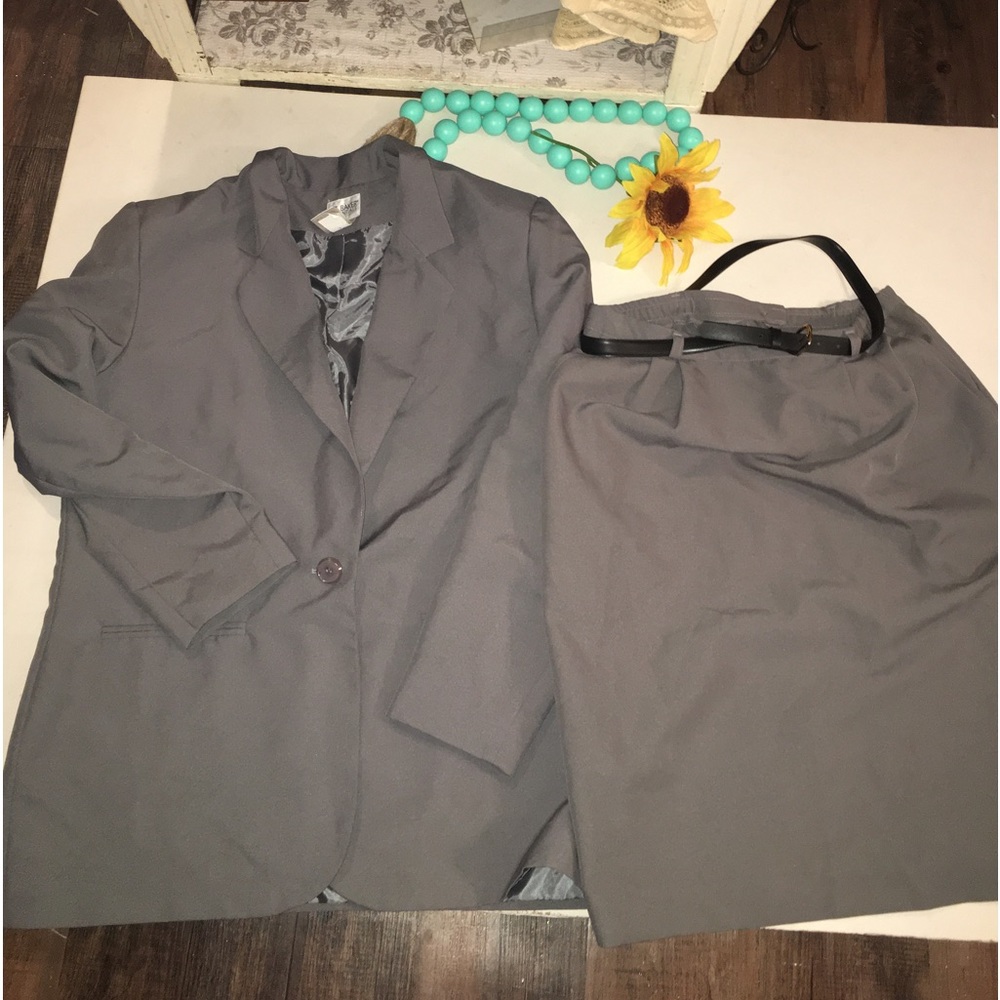 Vintage Liz Baker essentials Blazer